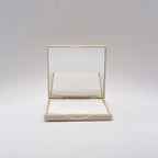 MORA Makeup Removal Pads – Standing Pouch (Ivory, 30 Pads)