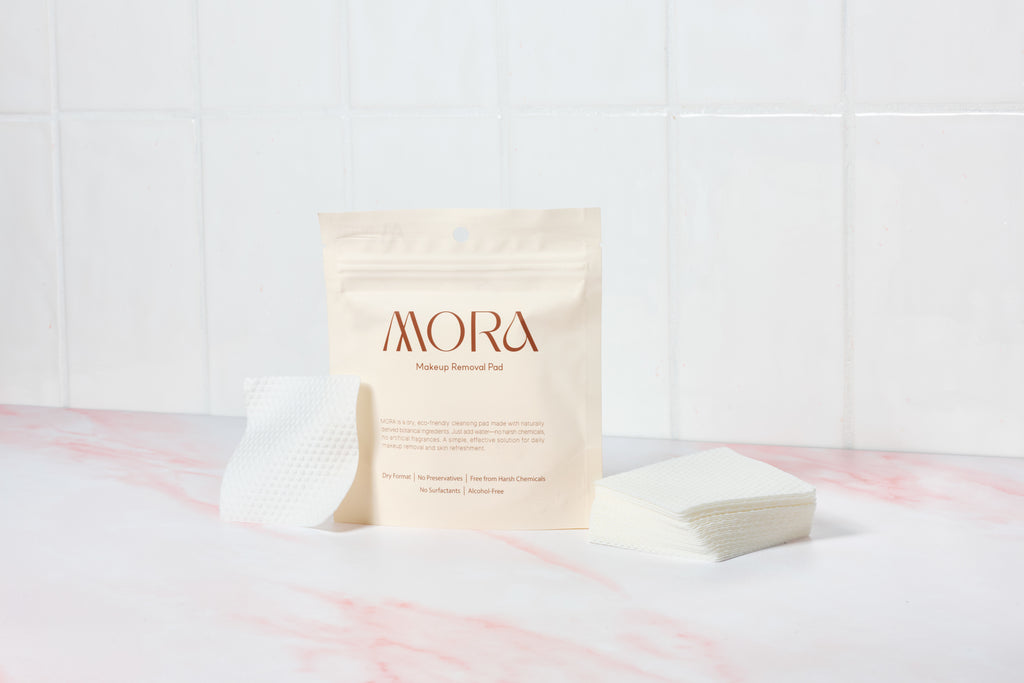 MORA Makeup Removal Pads – Standing Pouch (Ivory, 30 Pads)