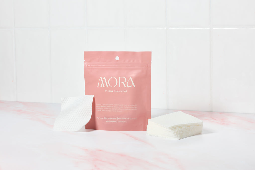 MORA Makeup Removal Pads – Standing Pouch (Pink, 30 Pads)